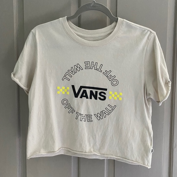 Vans Tops - Vans cropped T-shirt